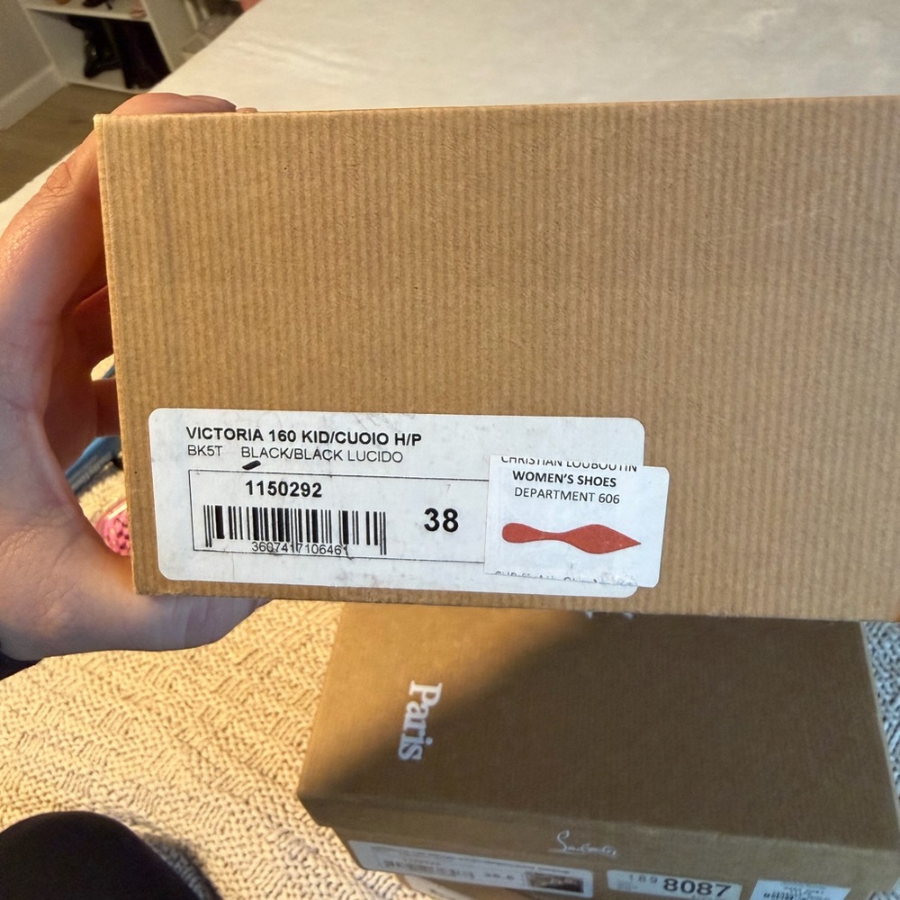 Victoria 160 Black Shoes